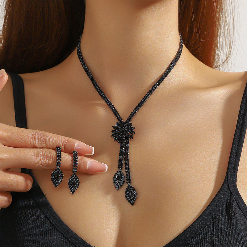 🌸 50% OFF NOW! 🌸Women's Zircon Flower Necklace Earrings Set