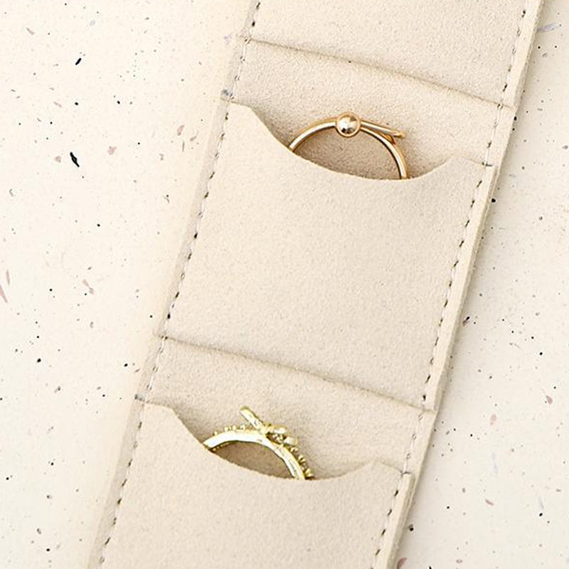 🌸Portable Compartment Jewelry Storage Bag（50% OFF）