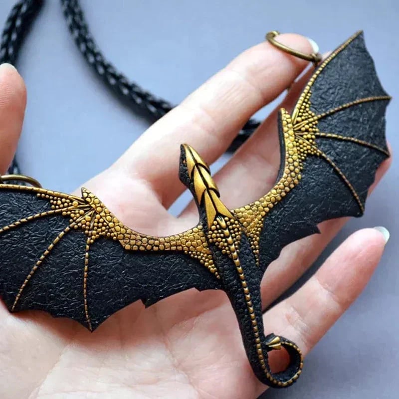 🎁New Year 49% OFF⏳Black Winged Flying Dragon Necklace