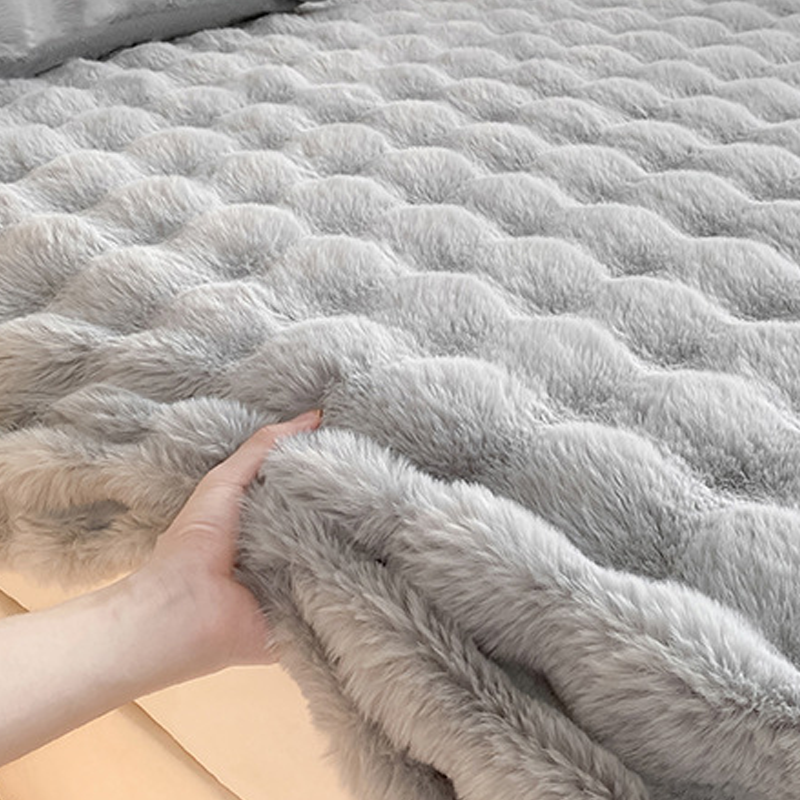 Plush Thickened Fitted Sheet