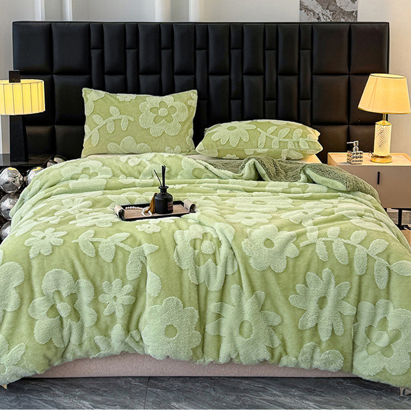 Double-Layer Plush Jacquard Blanket