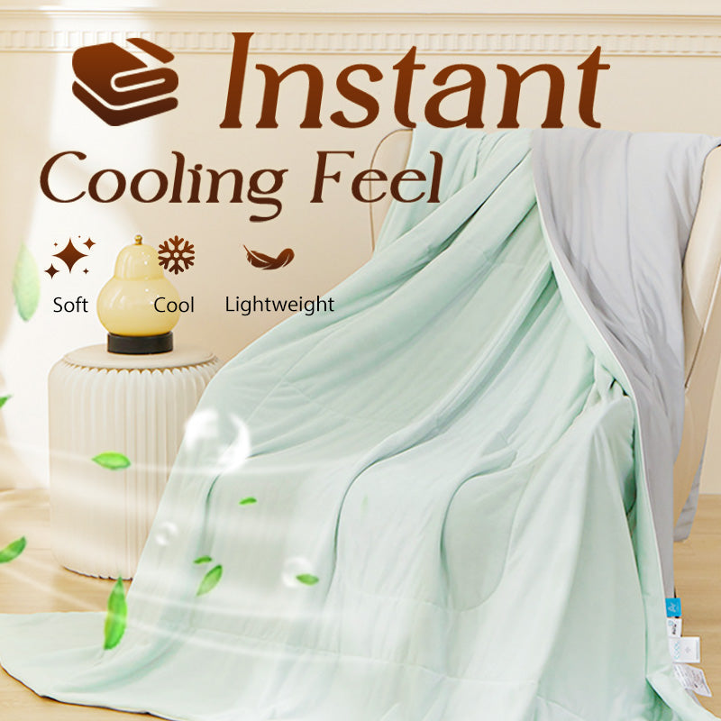 Ultra-Soft Cooling Comforter