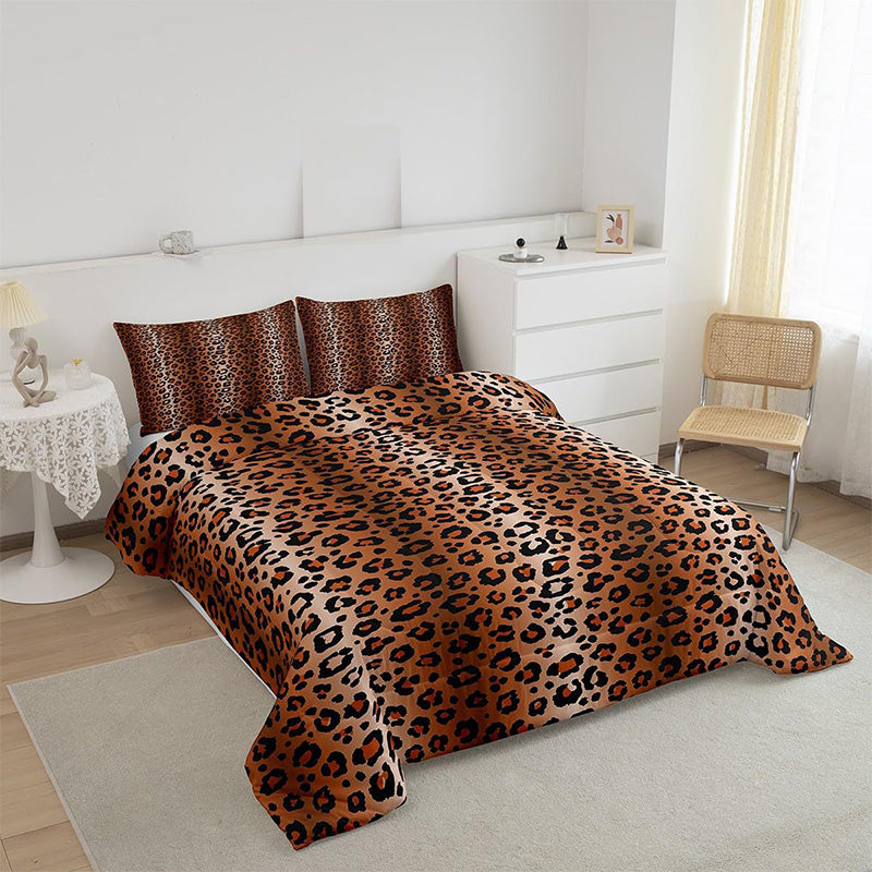 Bold Animal Print Bedding Set with Pillowcases