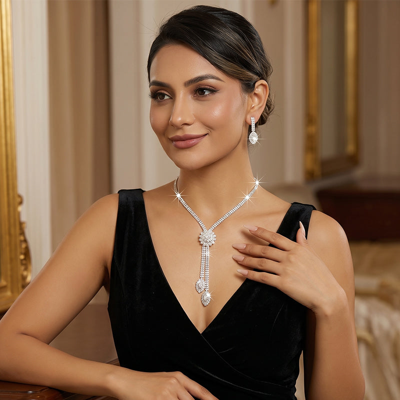 🌸 50% OFF NOW! 🌸Women's Zircon Flower Necklace Earrings Set
