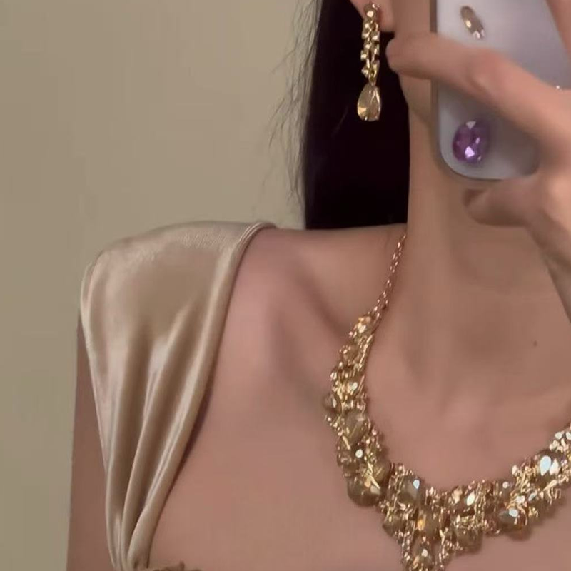 Elegant Yellow Sparkling Rhinestone Jewelry