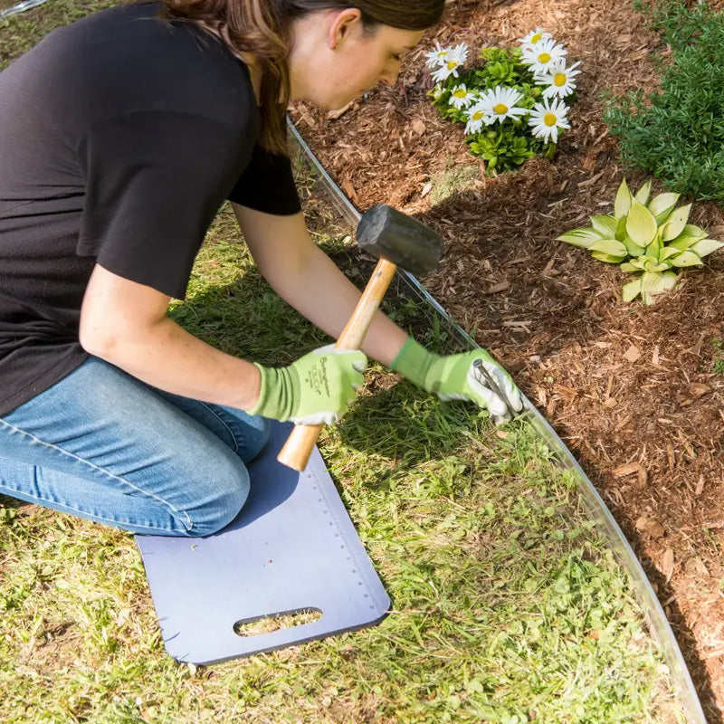 ⏳🔥LIMITED-TIME 50% OFF! ⏰10M Landscape Edging Plastic Roll with 30 PCS Spikes