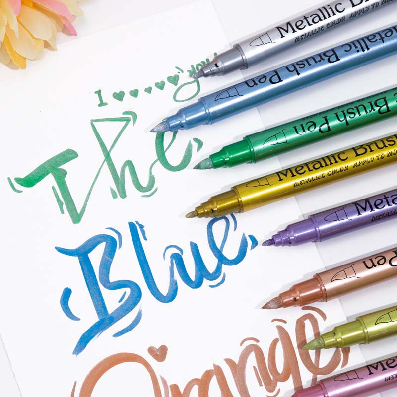 🖌️ 50% OFF! ✨ Vibrant Colors Metallic Marker Pens Set – Rich Metallic Shimmer, Smooth Ink Flow & Smudge-Resistant Finish – 12/24 Colors for Journaling, Cards & DIY Crafts 🎨